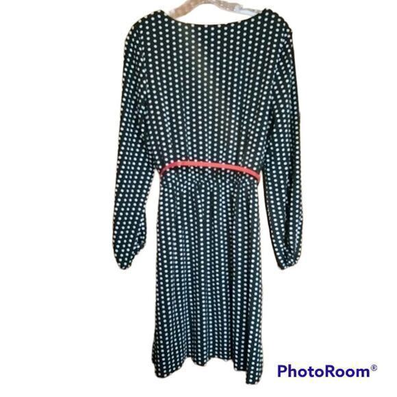 Apt. 9 Scalloped Fit & Flare Dress with Scalloped V-Neck Polka Dots Women Size 8 - Picture 2 of 6